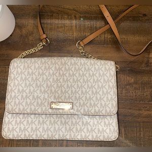 Michael Kors Cross body White
